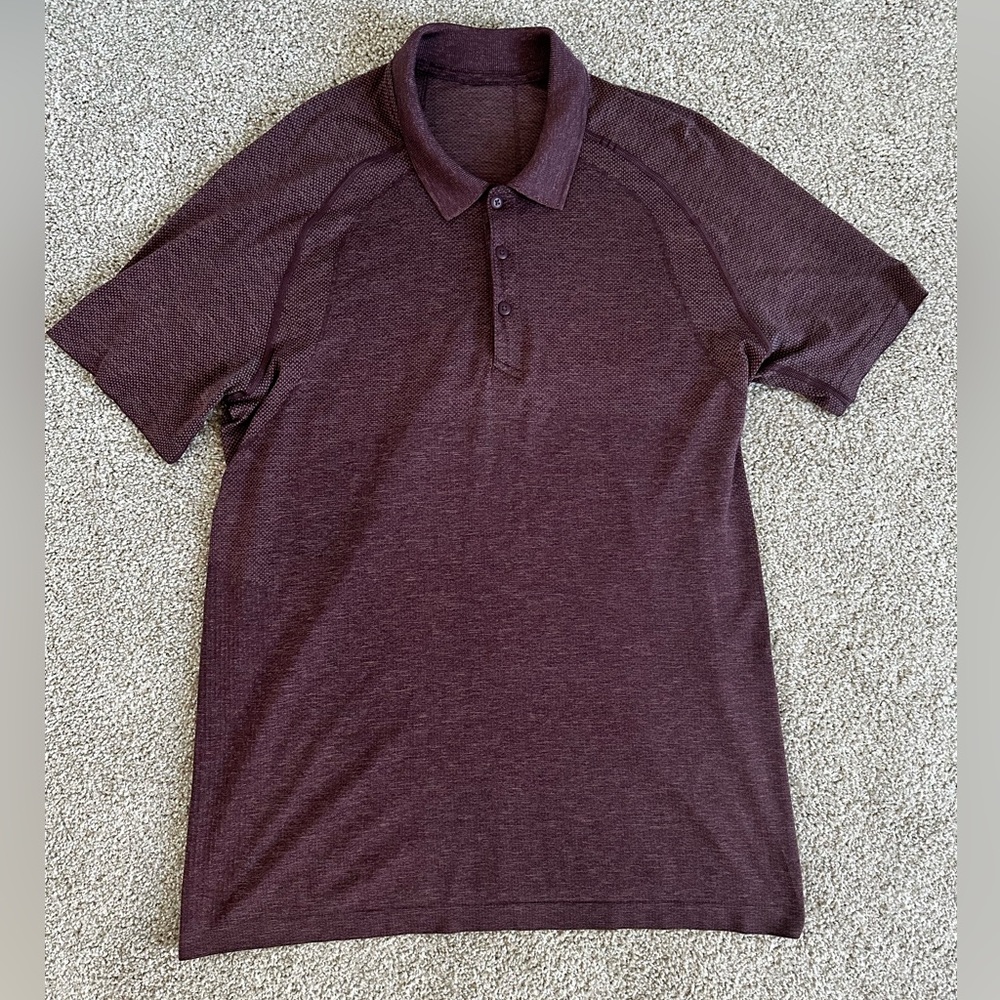 Large Men’s Lululemon “Metal Vent Tech 2.0” Polo